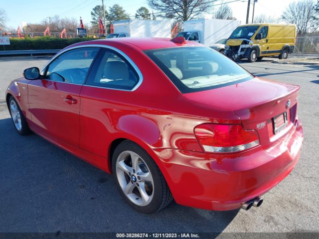 Photo 2 VIN: WBAUP7C56BVP21584 - BMW 128I 