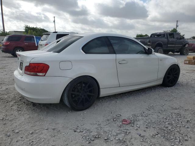 Photo 2 VIN: WBAUP7C56CVP23627 - BMW 1 SERIES 