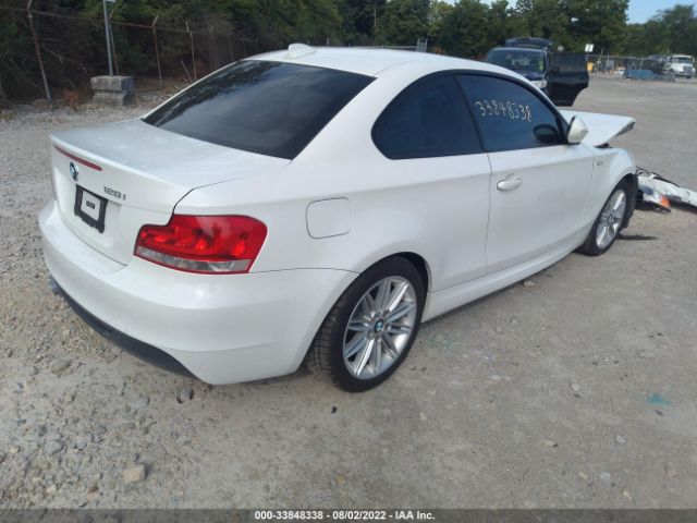 Photo 3 VIN: WBAUP7C58CVP22978 - BMW 1 SERIES 