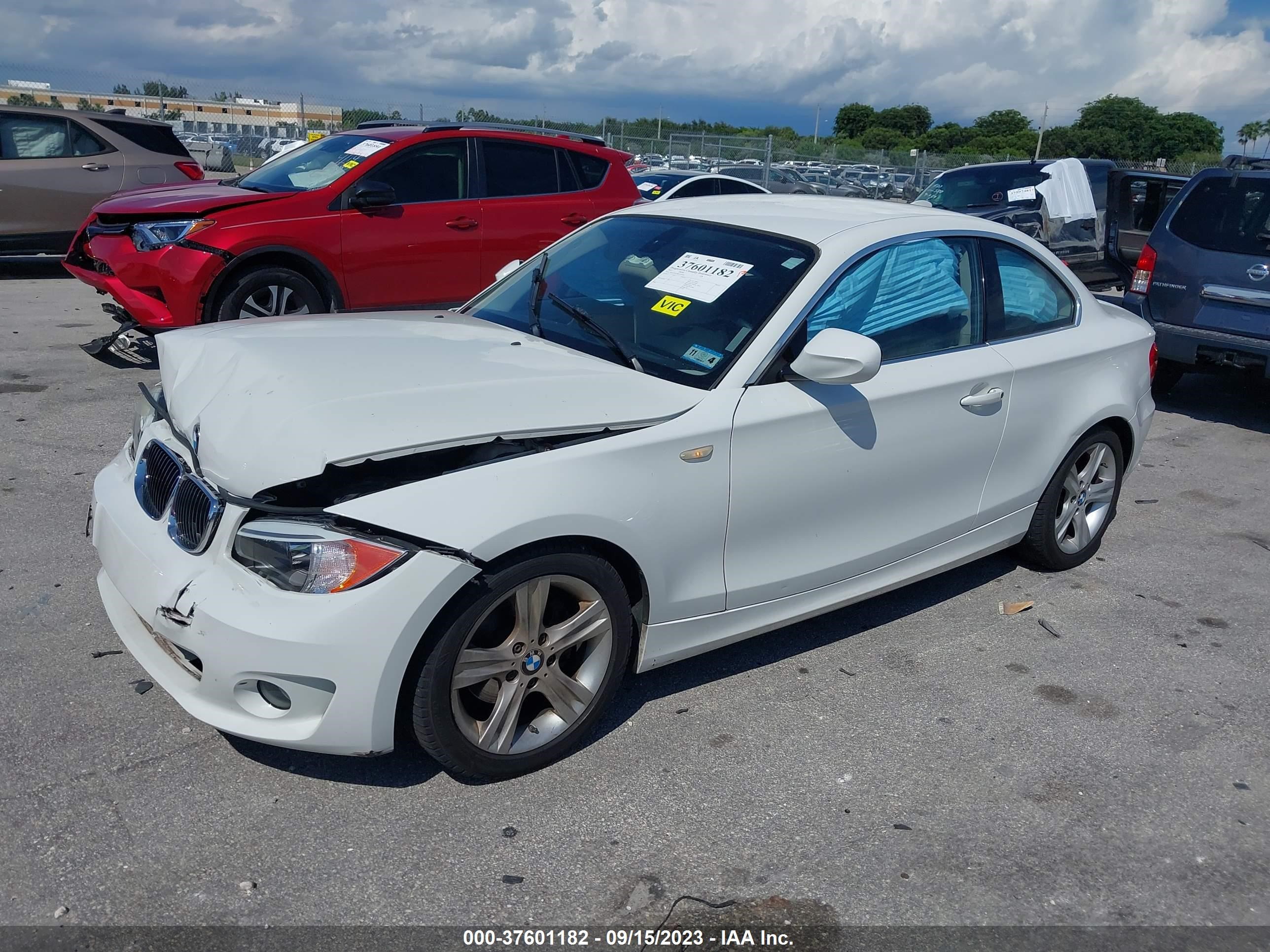 Photo 1 VIN: WBAUP7C58DVP24991 - BMW 1ER 