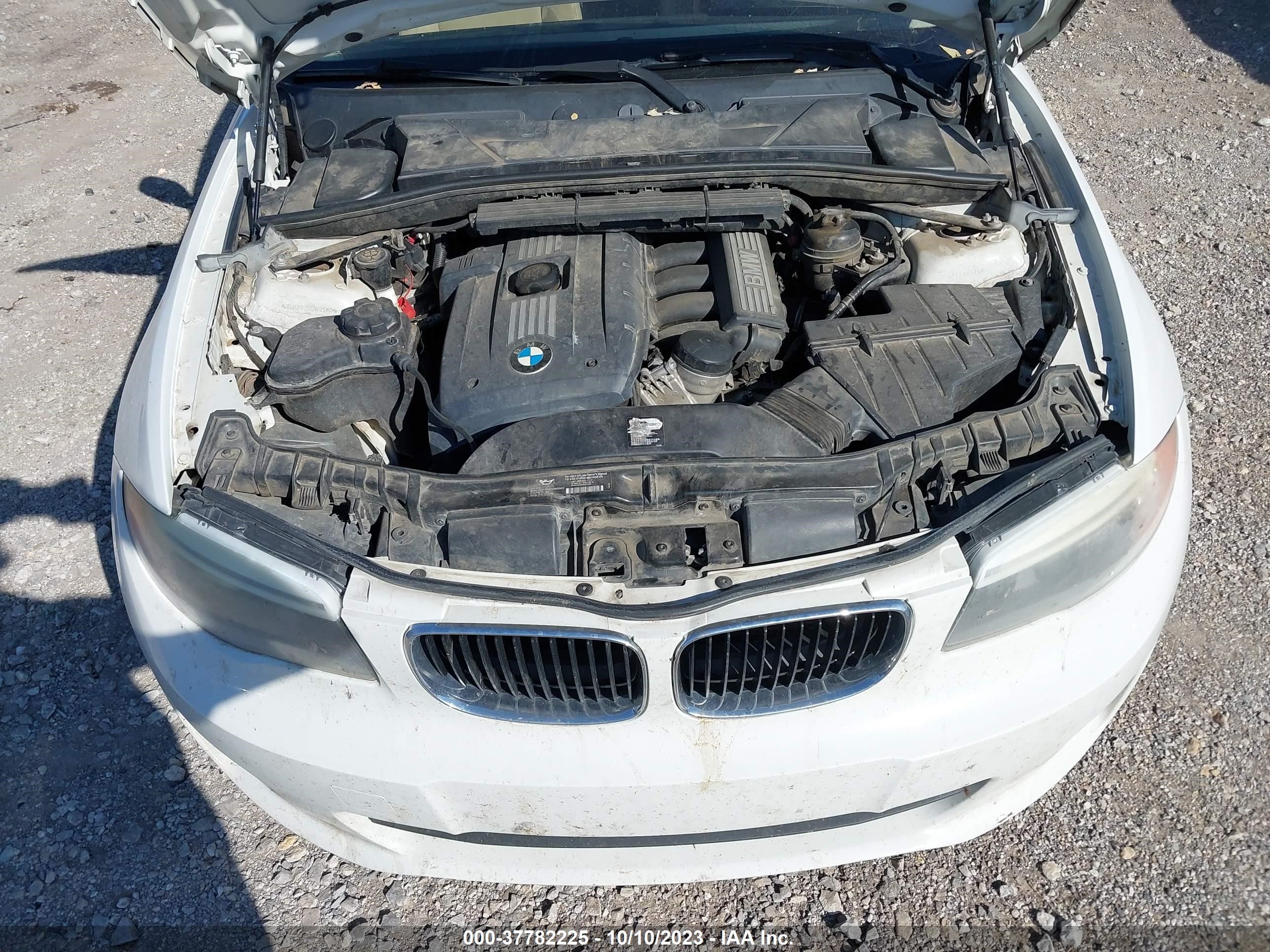 Photo 9 VIN: WBAUP7C58DVP25168 - BMW 1ER 