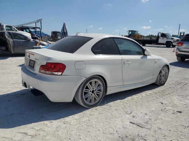 Photo 2 VIN: WBAUP7C59CVP22441 - BMW 1 SERIES 