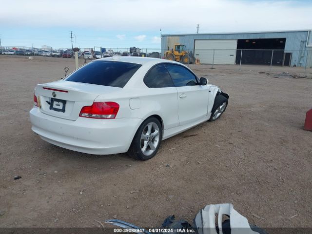 Photo 3 VIN: WBAUP7C5XBVP21295 - BMW 128I 