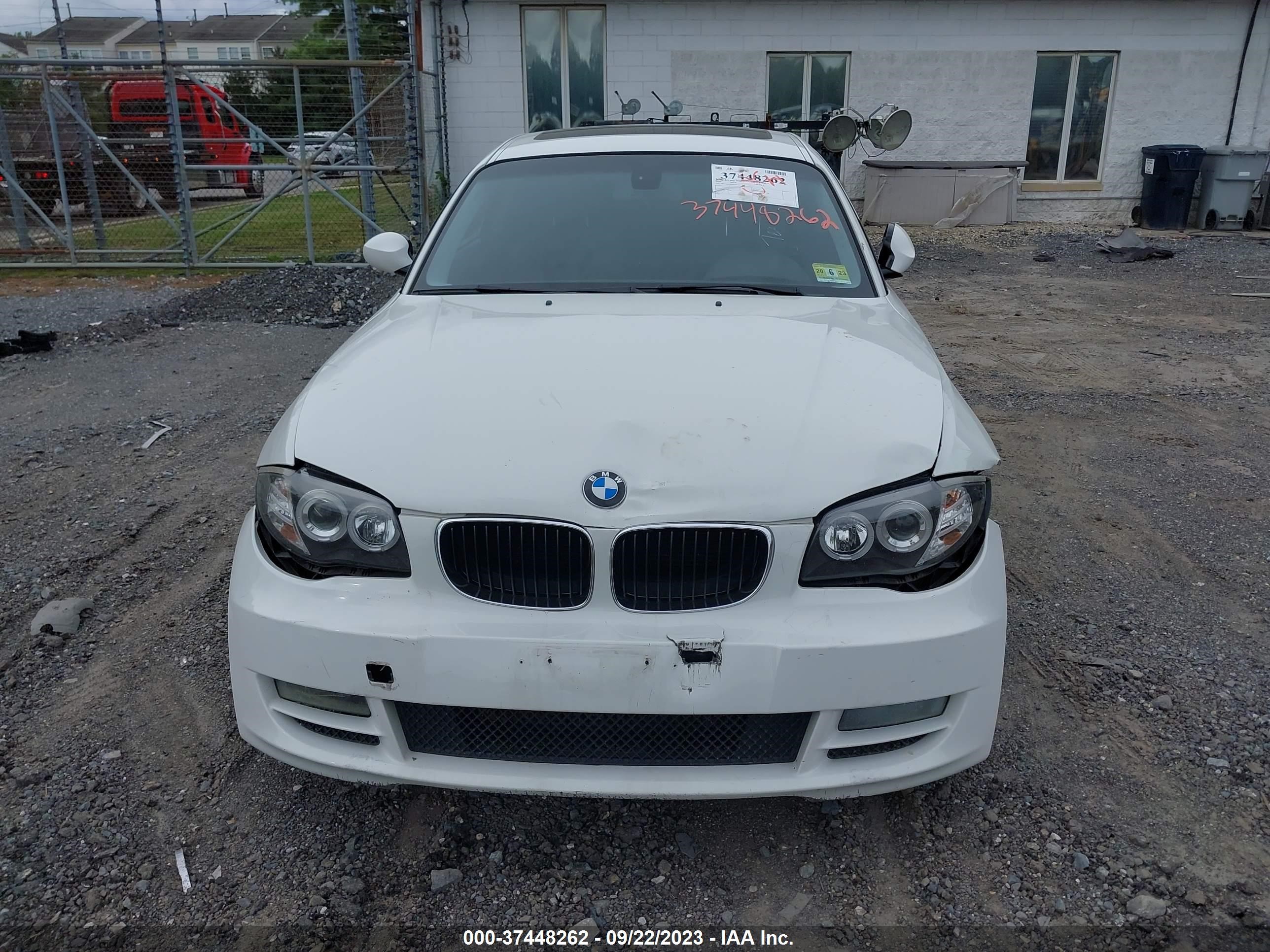 Photo 11 VIN: WBAUP93559VF48567 - BMW 1ER 