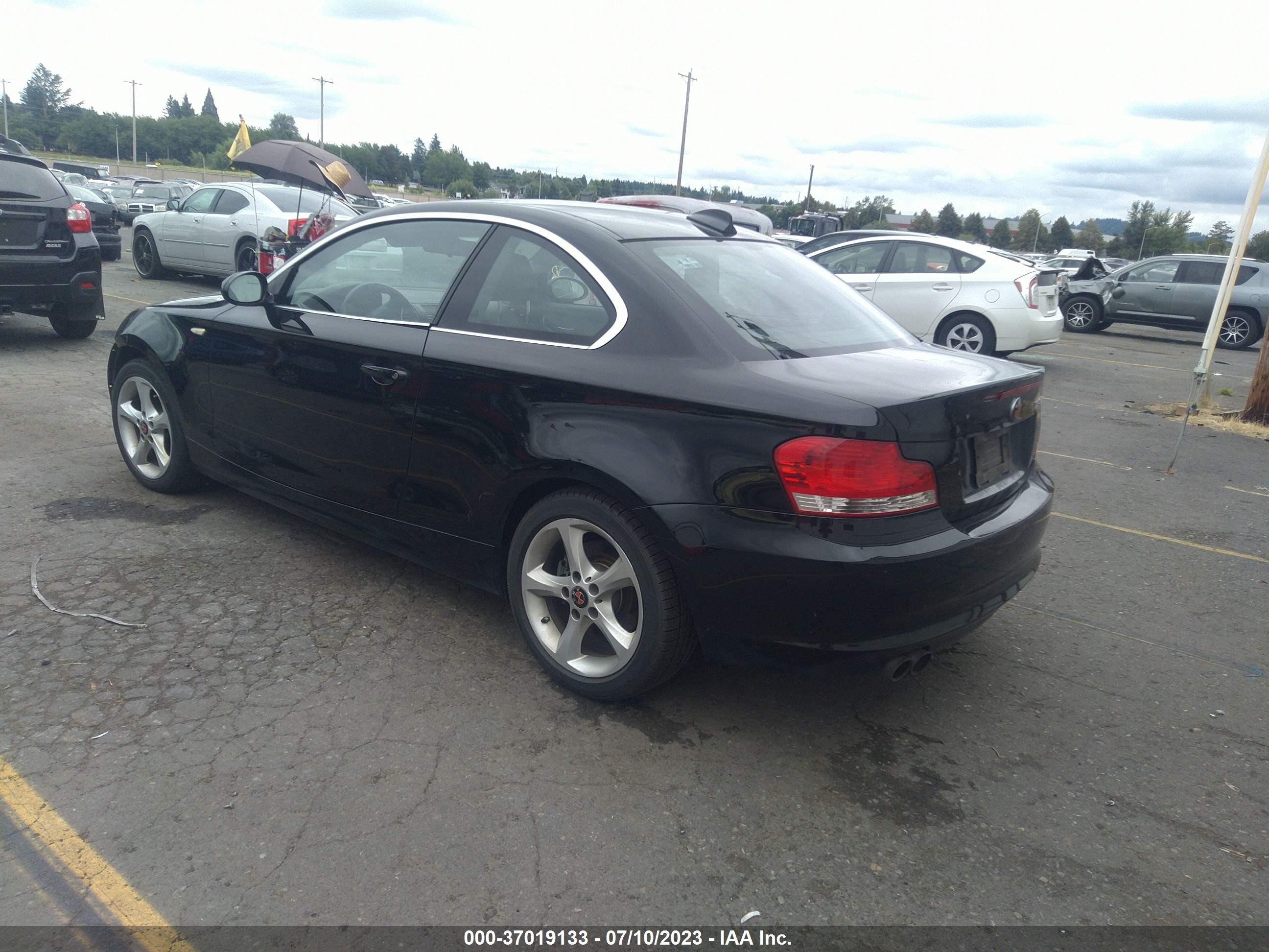 Photo 2 VIN: WBAUP93589VF49311 - BMW 1ER 