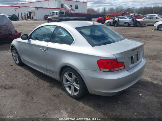 Photo 2 VIN: WBAUP9C50CVL91180 - BMW 128I 