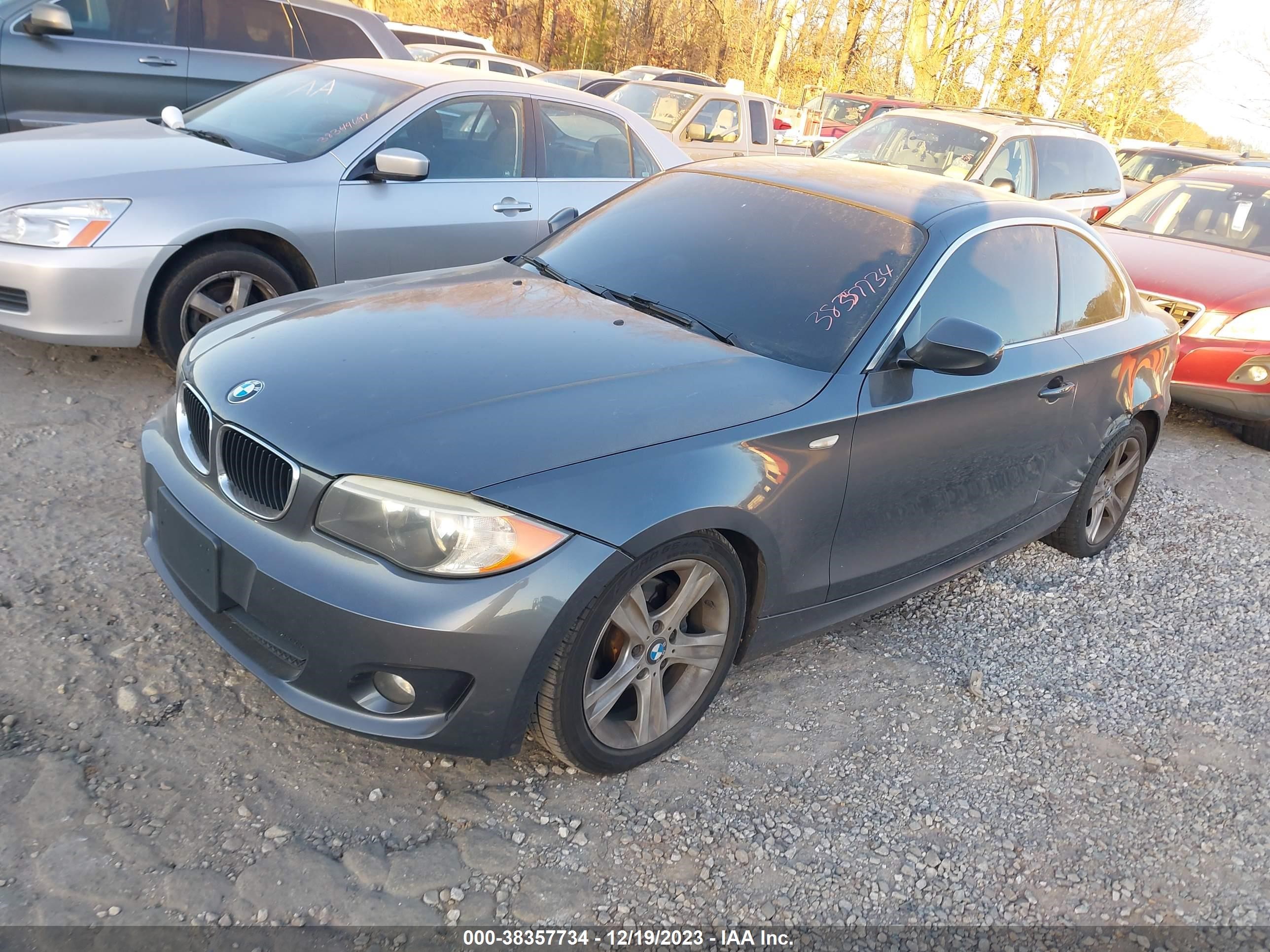 Photo 1 VIN: WBAUP9C50DVS94479 - BMW 1ER 