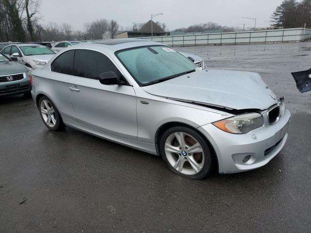 Photo 3 VIN: WBAUP9C54DVS95876 - BMW 1 SERIES 