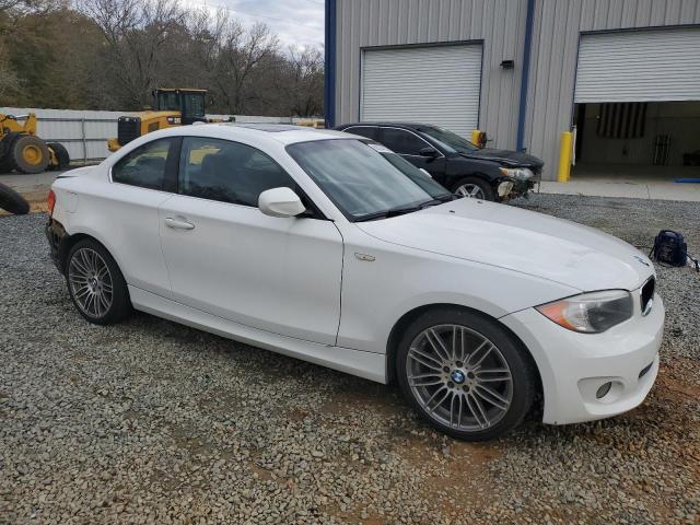 Photo 3 VIN: WBAUP9C57DVS95533 - BMW 1 SERIES 