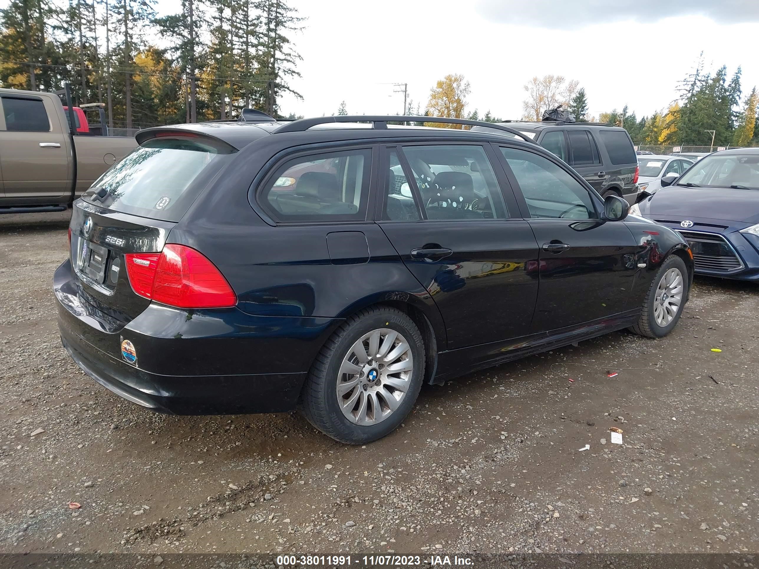 Photo 3 VIN: WBAUT93519A191081 - BMW 3ER 