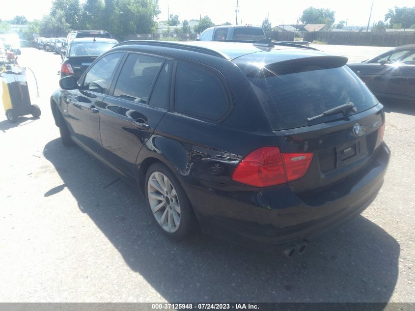 Photo 2 VIN: WBAUU3C52BA542600 - BMW 3ER 