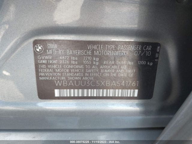 Photo 8 VIN: WBAUU3C5XBA541761 - BMW 328 