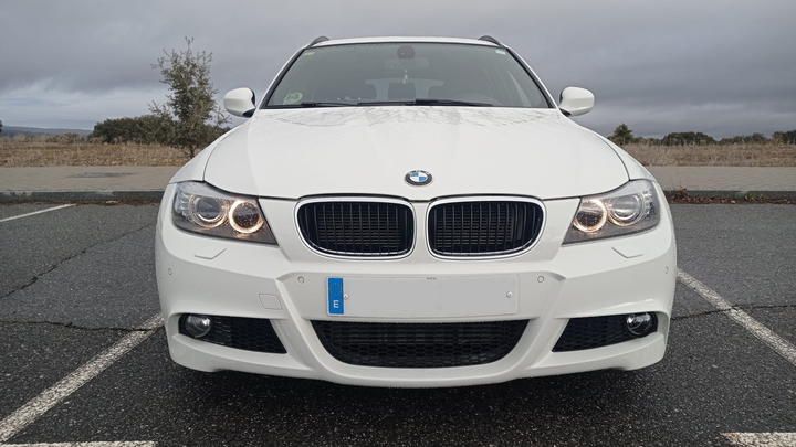 Photo 1 VIN: WBAUY11060F210062 - BMW 320D TOURING M SPORT HATCHBACK 