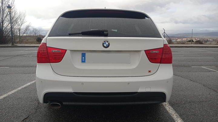 Photo 4 VIN: WBAUY11060F210062 - BMW 320D TOURING M SPORT HATCHBACK 