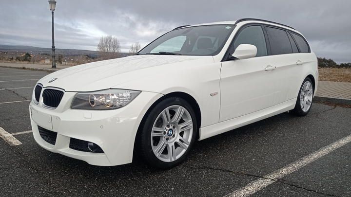 Photo 2 VIN: WBAUY11060F210062 - BMW 320D TOURING M SPORT HATCHBACK 