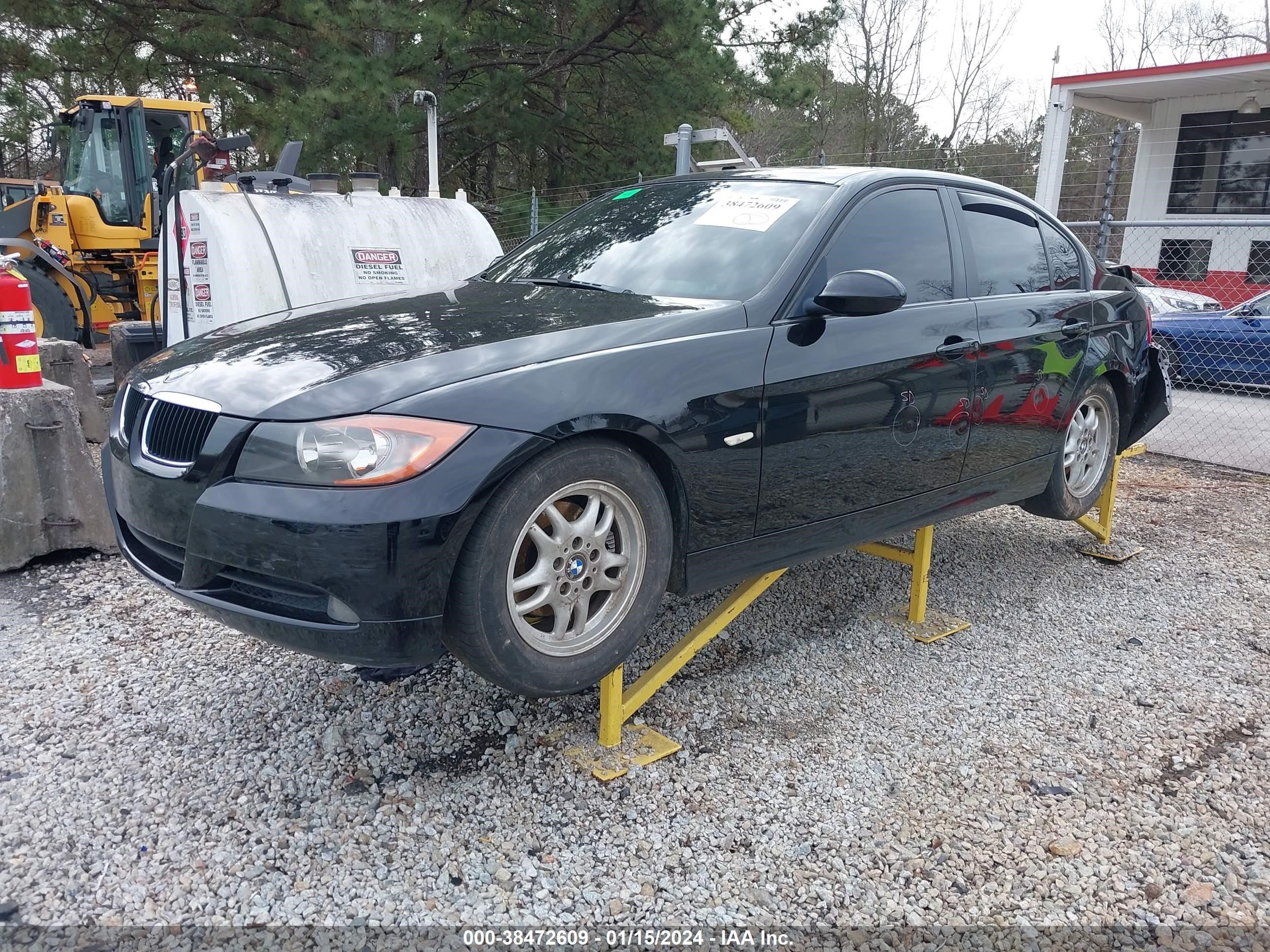 Photo 1 VIN: WBAVA33517FV65745 - BMW 3ER 