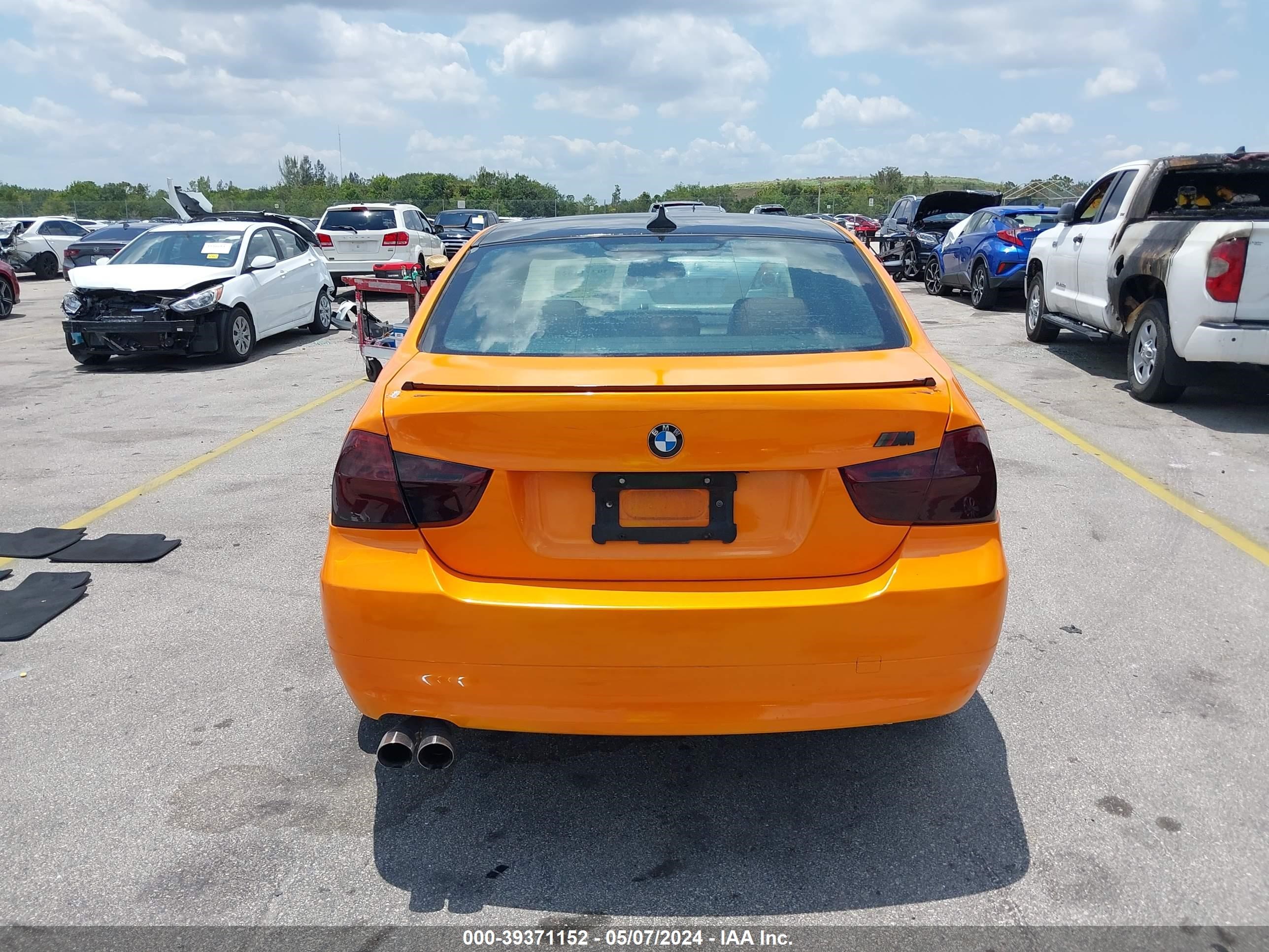 Photo 15 VIN: WBAVA33517KX70599 - BMW 3ER 