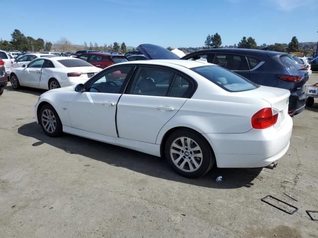 Photo 1 VIN: WBAVA33517PG52798 - BMW 3 SERIES 