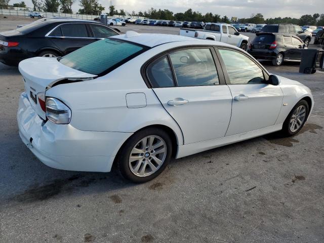 Photo 2 VIN: WBAVA33527KX75519 - BMW 328 I 