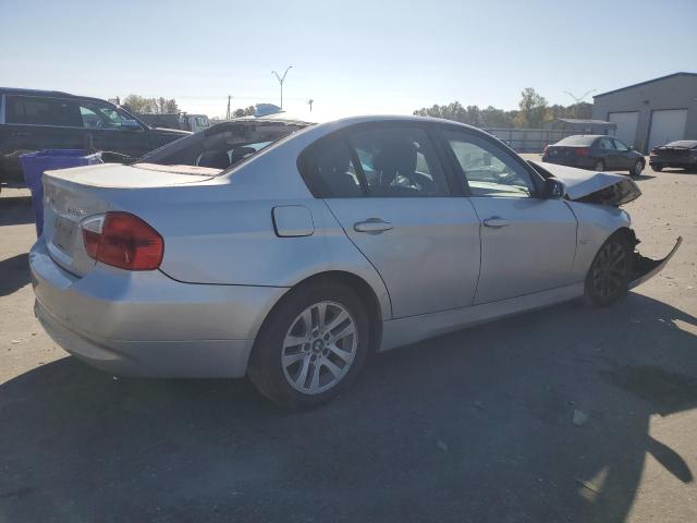 Photo 2 VIN: WBAVA33527PG52356 - BMW 328 I 