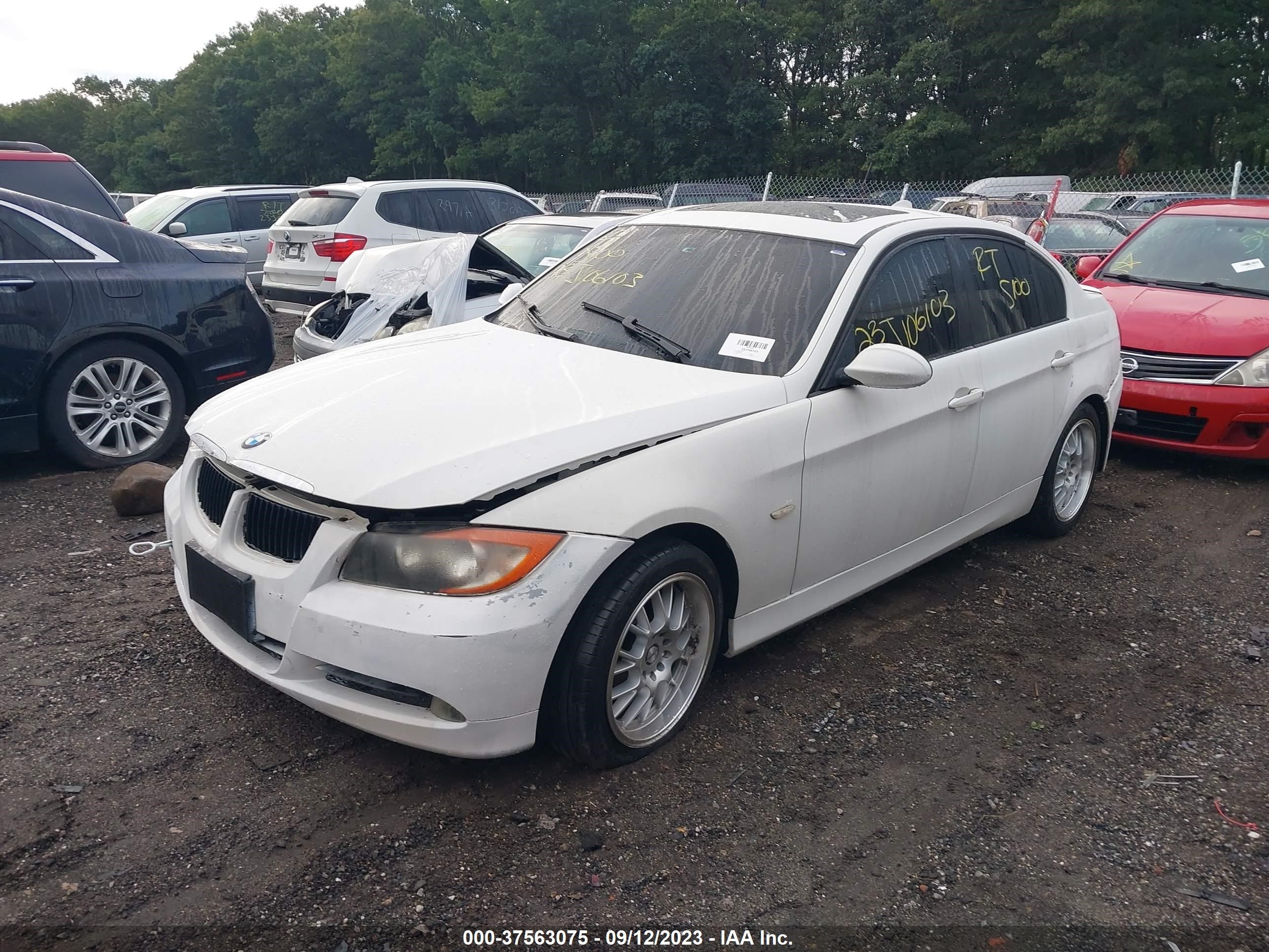 Photo 1 VIN: WBAVA33537PG51507 - BMW 3ER 