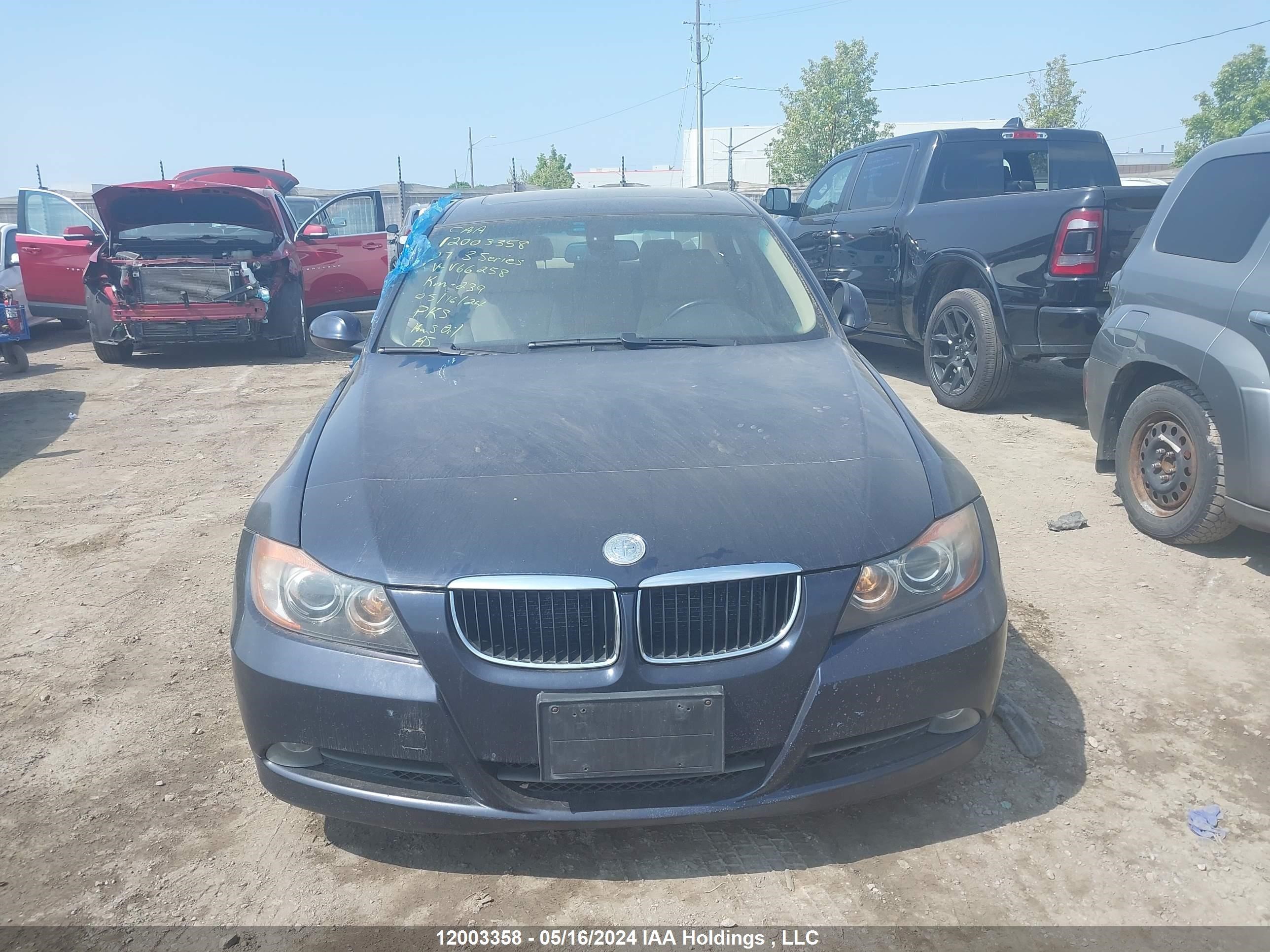 Photo 11 VIN: WBAVA33537PV66258 - BMW 3ER 