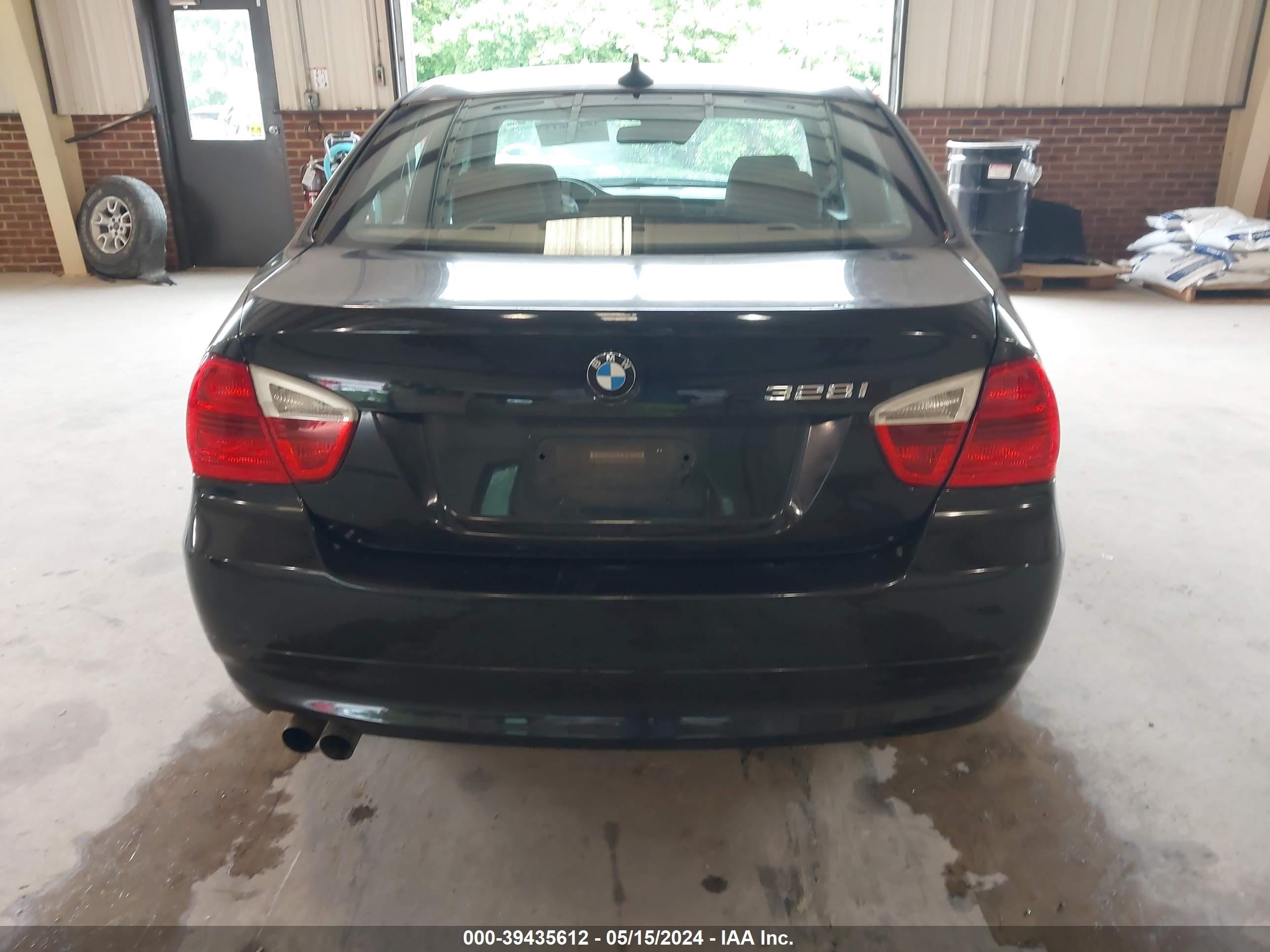 Photo 15 VIN: WBAVA33557KX73389 - BMW 3ER 