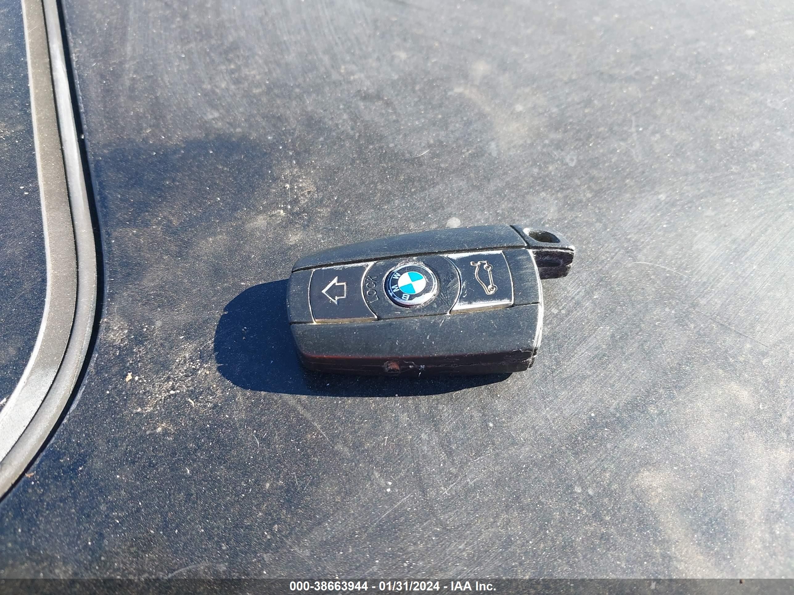 Photo 10 VIN: WBAVA33558KX86094 - BMW 3ER 