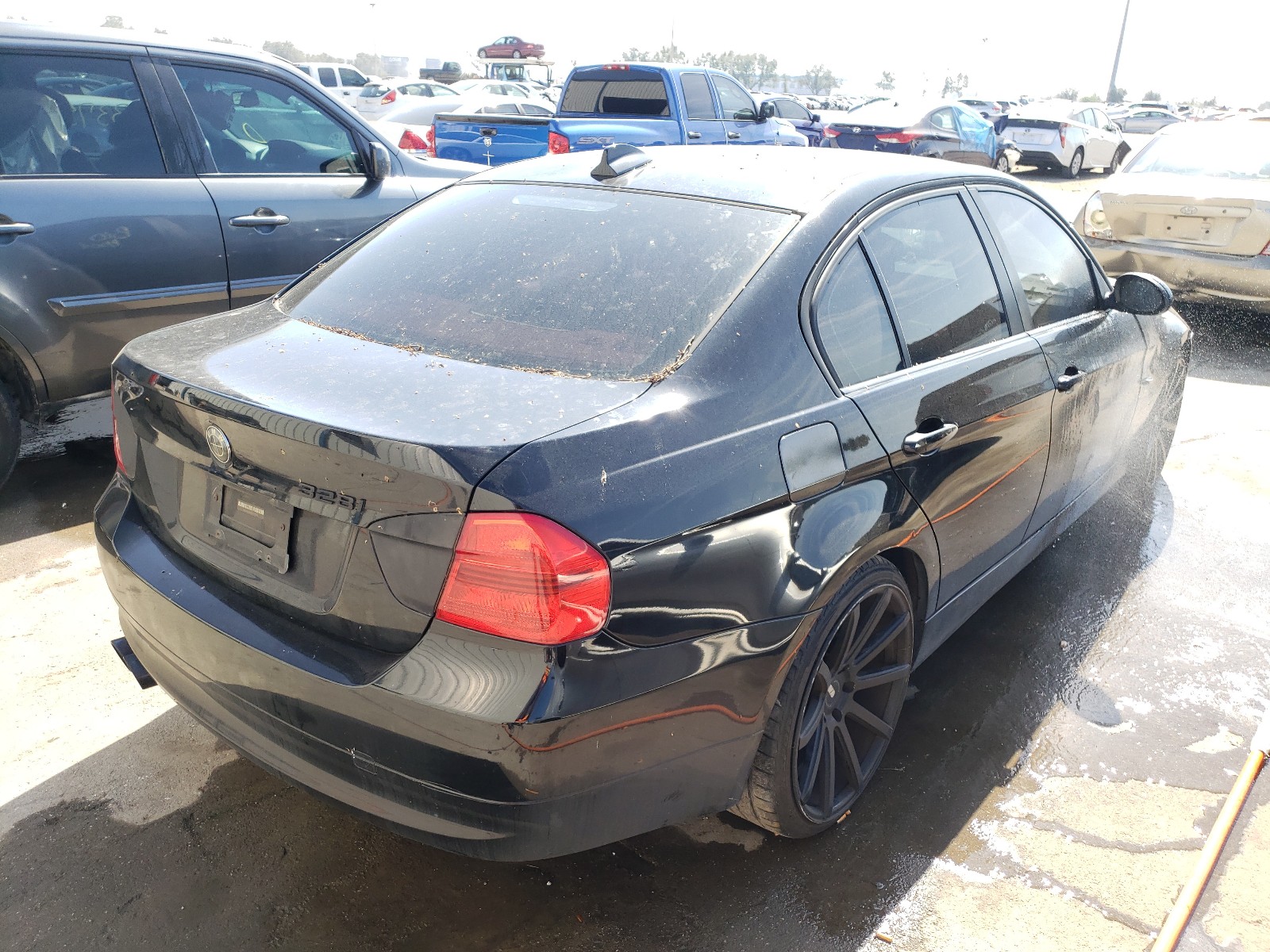 Photo 3 VIN: WBAVA33567KX72090 - BMW 328 I 