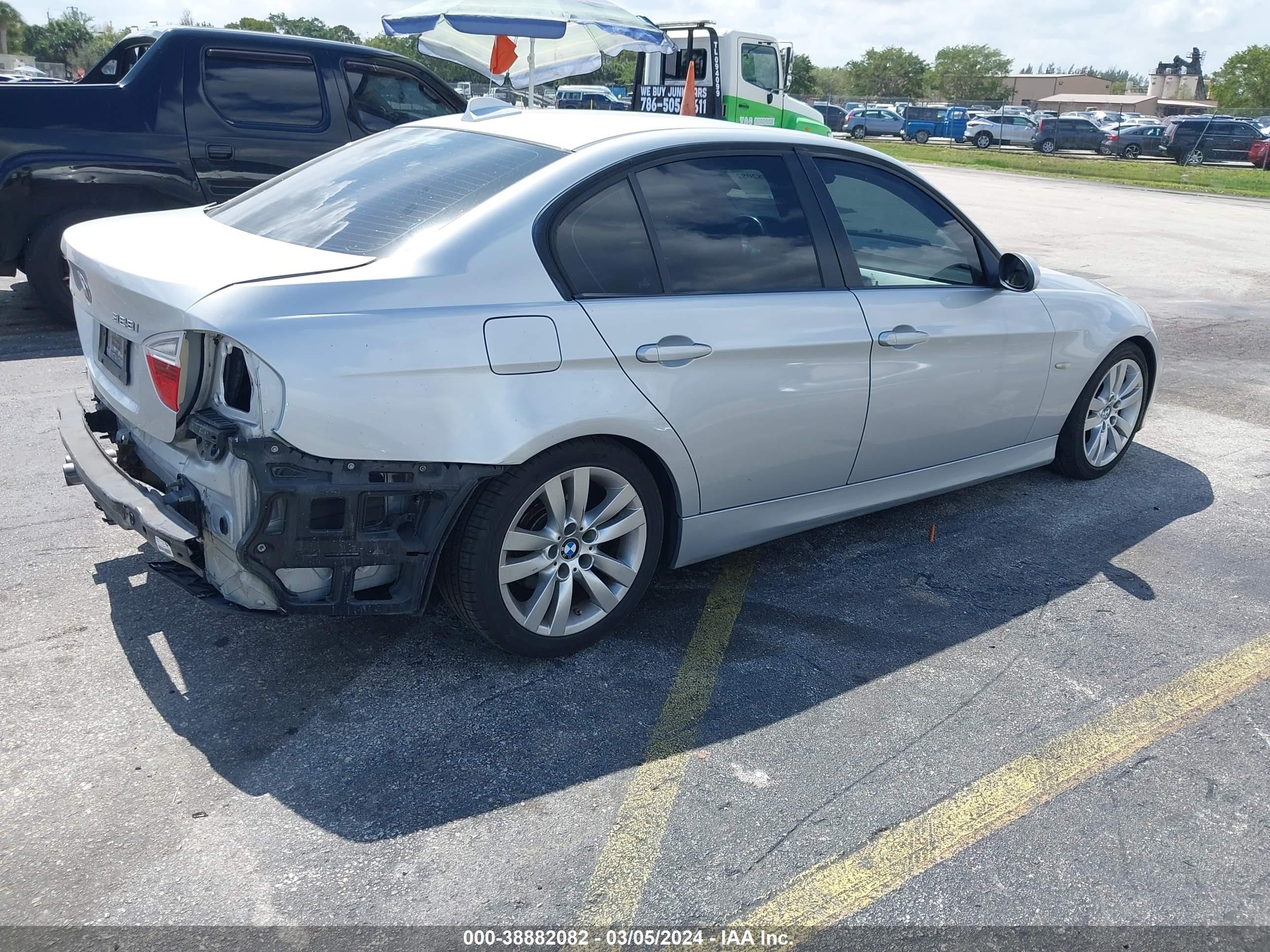 Photo 3 VIN: WBAVA33567P140208 - BMW 3ER 