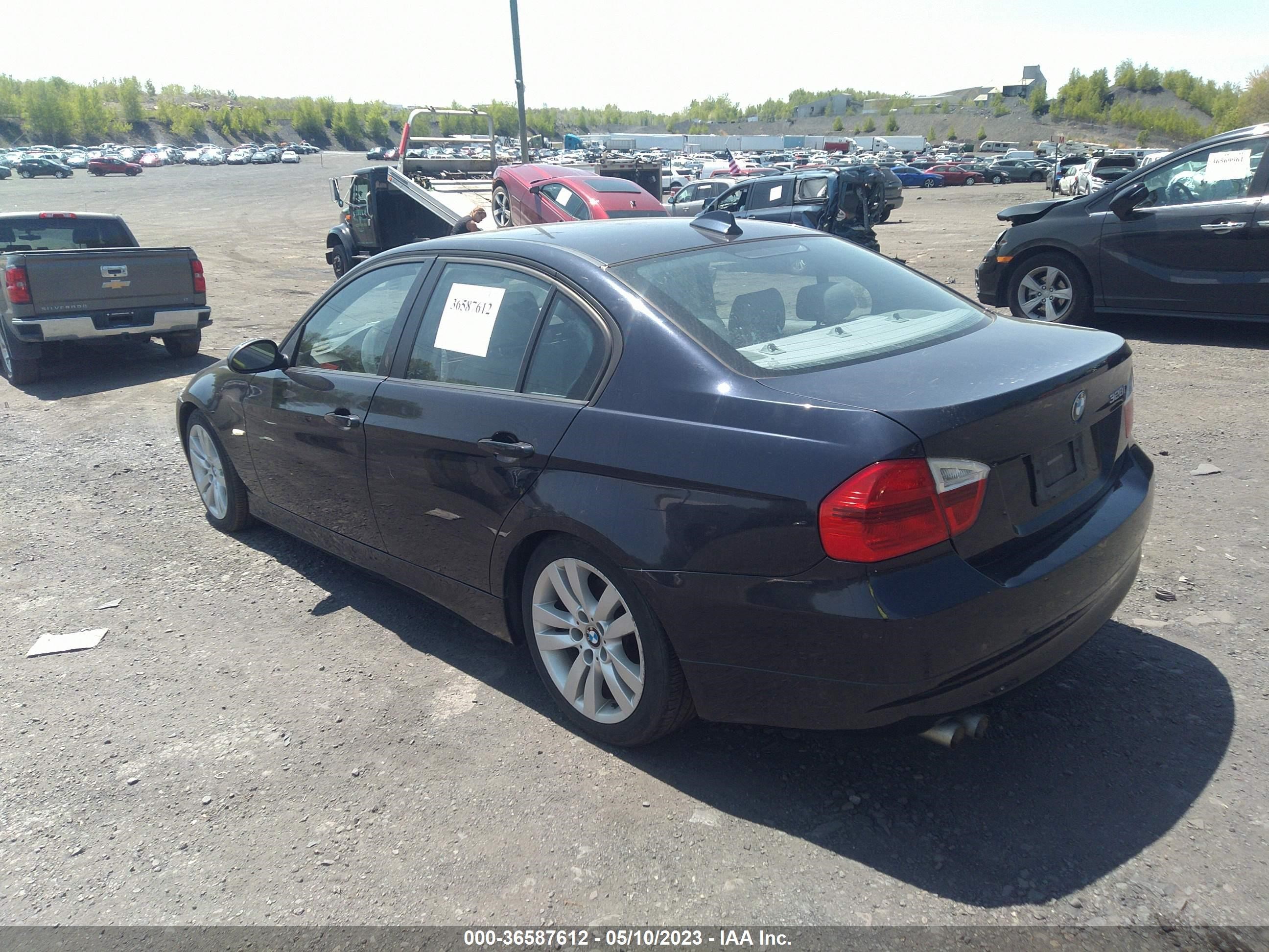 Photo 2 VIN: WBAVA33567PG39965 - BMW 3ER 