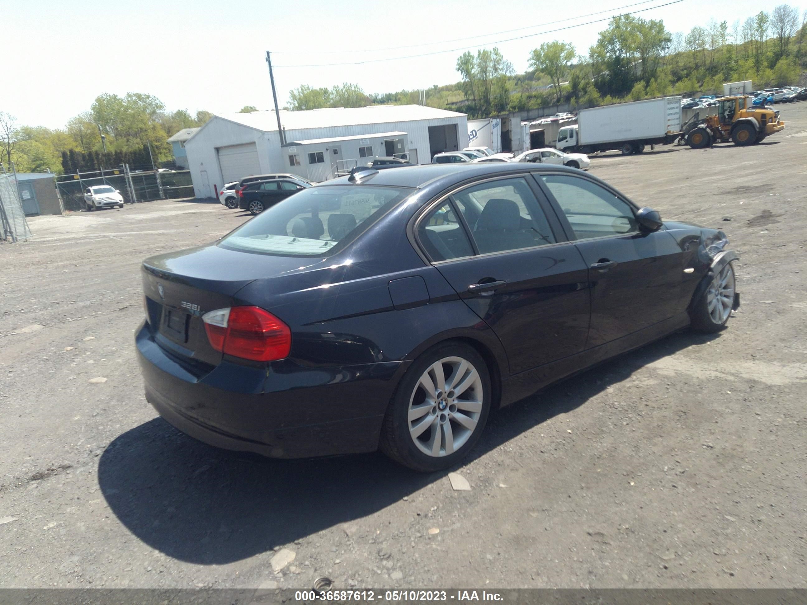 Photo 3 VIN: WBAVA33567PG39965 - BMW 3ER 