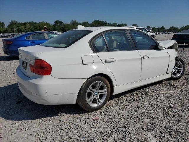 Photo 2 VIN: WBAVA33568KX88081 - BMW 328 I 