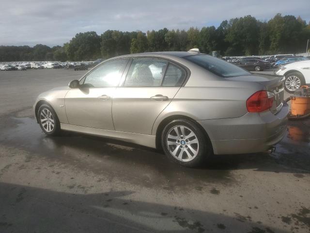 Photo 1 VIN: WBAVA33577KX81218 - BMW 328 I 