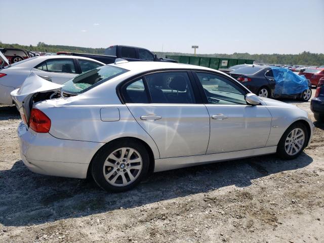 Photo 2 VIN: WBAVA33577PG50389 - BMW 3 SERIES 