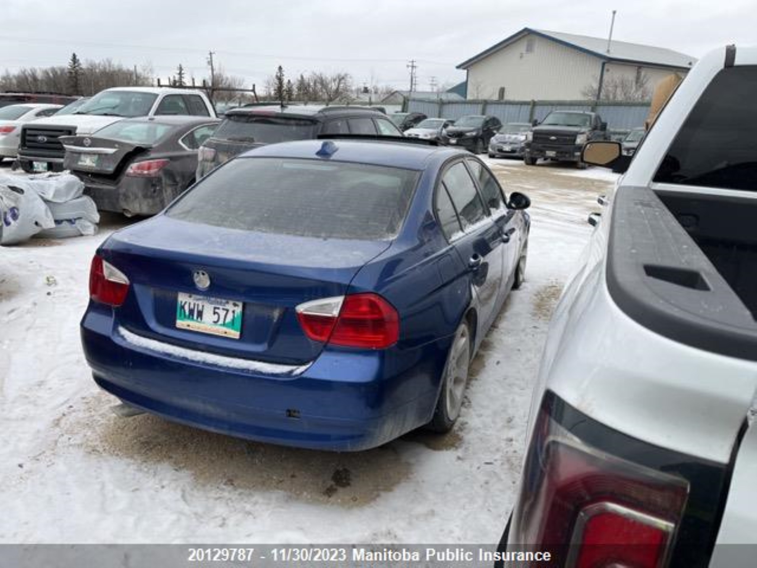 Photo 3 VIN: WBAVA33597FV65069 - BMW 3ER 