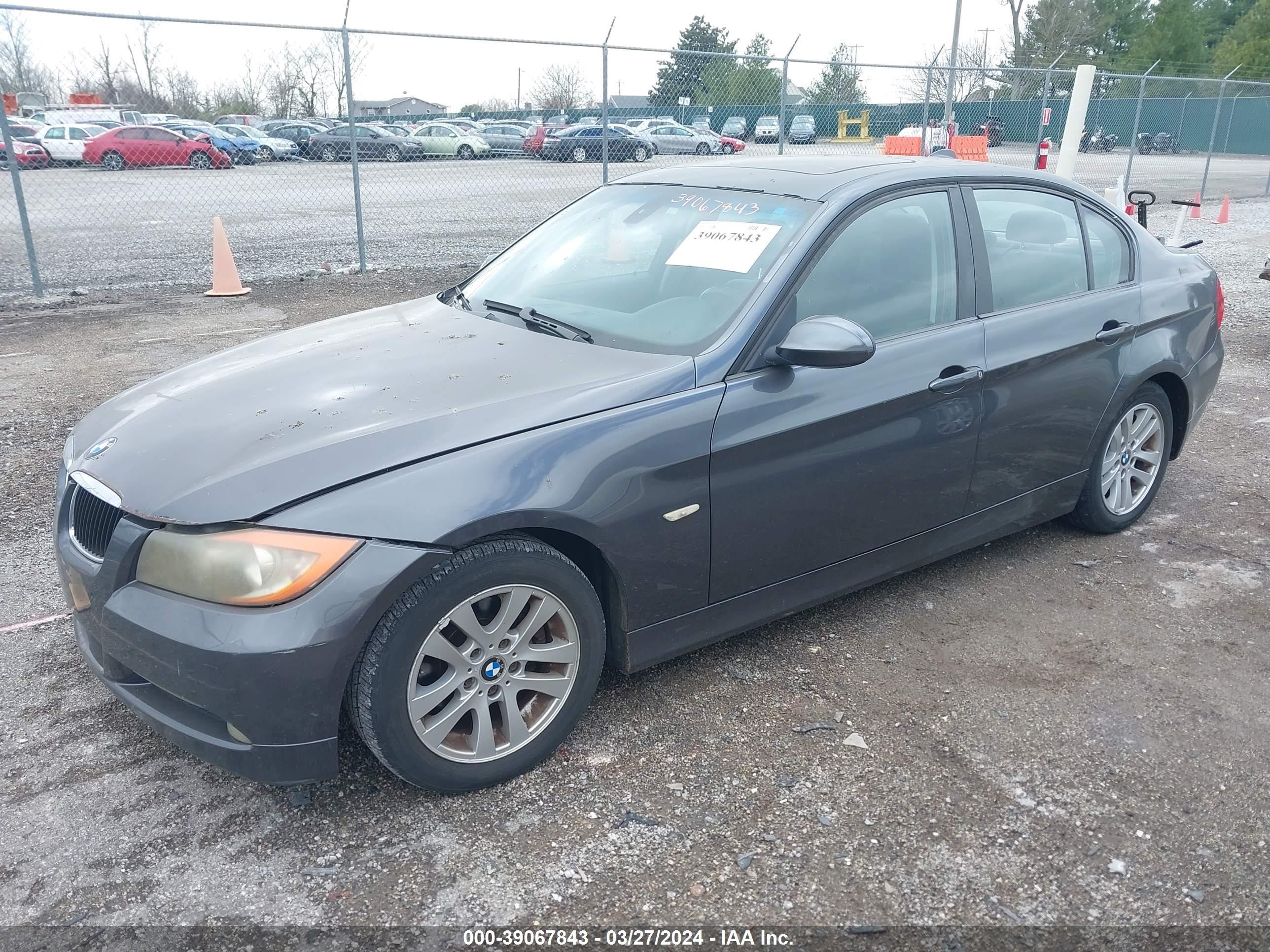 Photo 1 VIN: WBAVA335X7PV66385 - BMW 3ER 