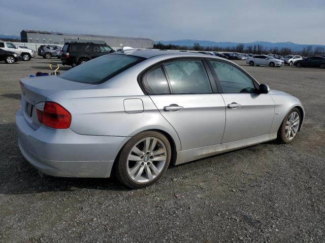 Photo 2 VIN: WBAVA335X8FV66944 - BMW 3 SERIES 