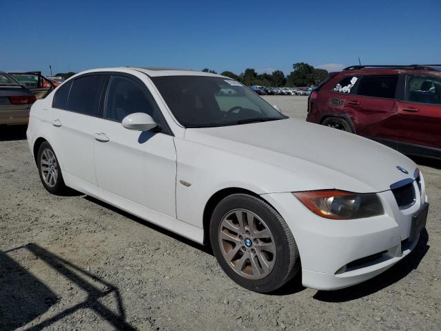 Photo 3 VIN: WBAVA37507NL16966 - BMW 3 SERIES 