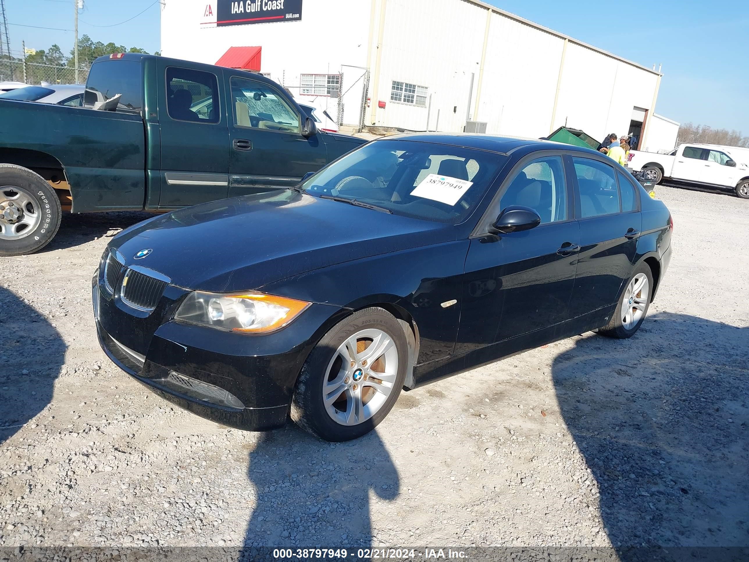 Photo 1 VIN: WBAVA37508NL47135 - BMW 3ER 