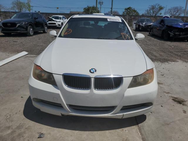 Photo 4 VIN: WBAVA37518NL43546 - BMW 3 SERIES 