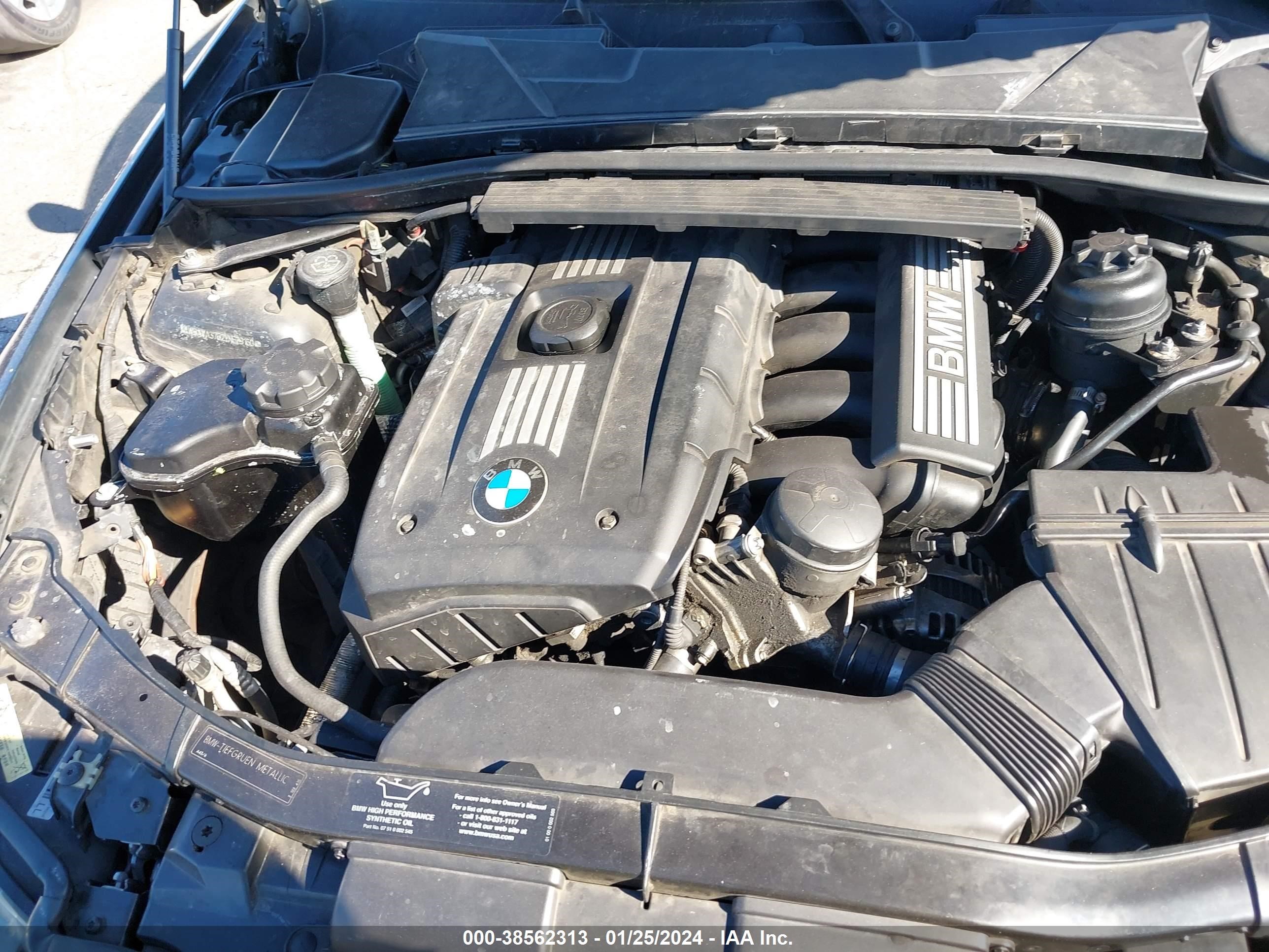 Photo 9 VIN: WBAVA37527NE29160 - BMW 3ER 