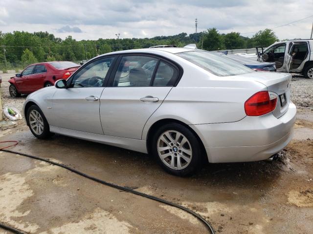 Photo 1 VIN: WBAVA37527NE29739 - BMW 3 SERIES 