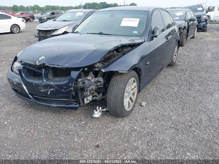 Photo 5 VIN: WBAVA37527NL15835 - BMW 3ER 