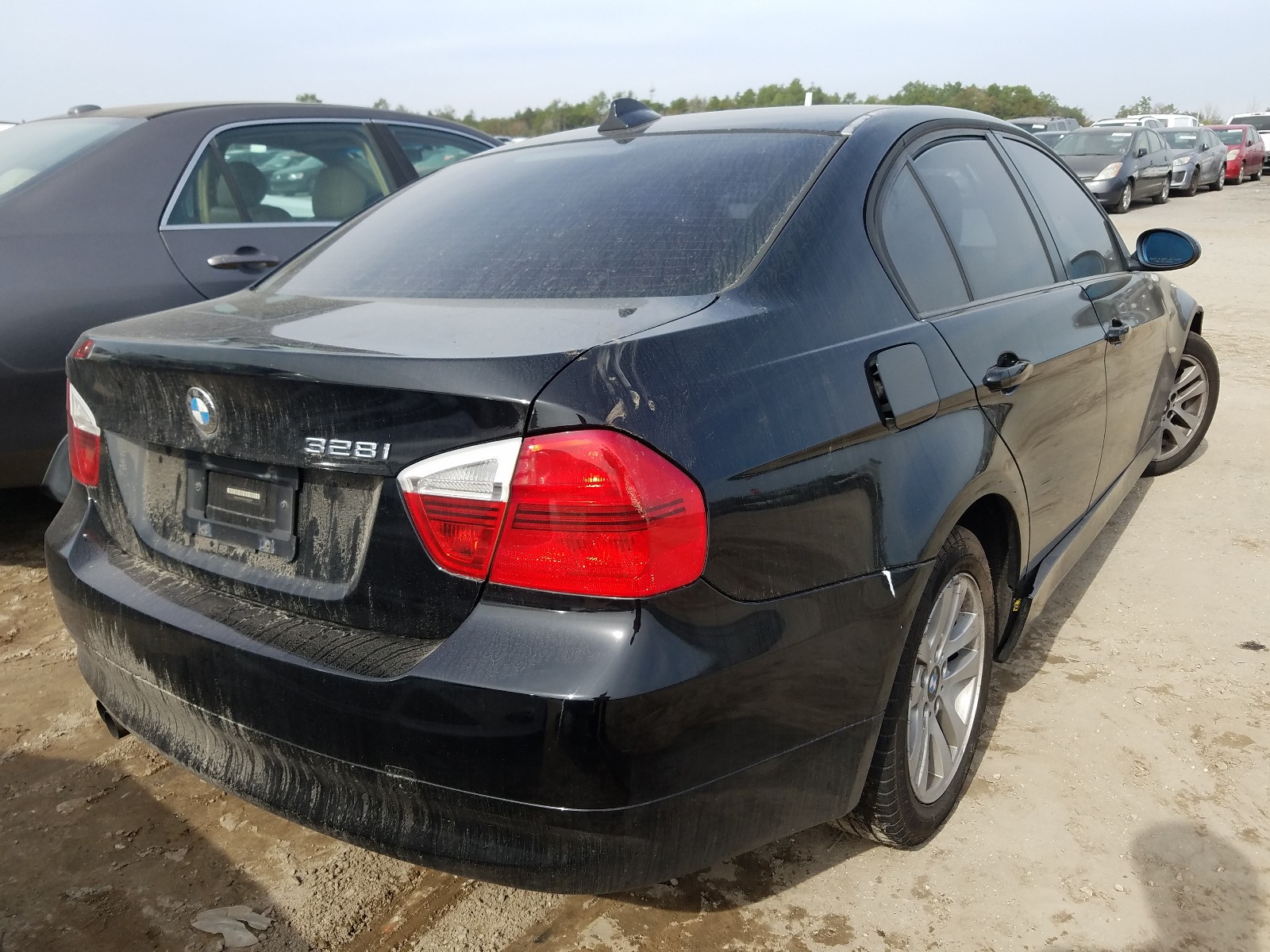 Photo 3 VIN: WBAVA37537NE26333 - BMW 328 I 