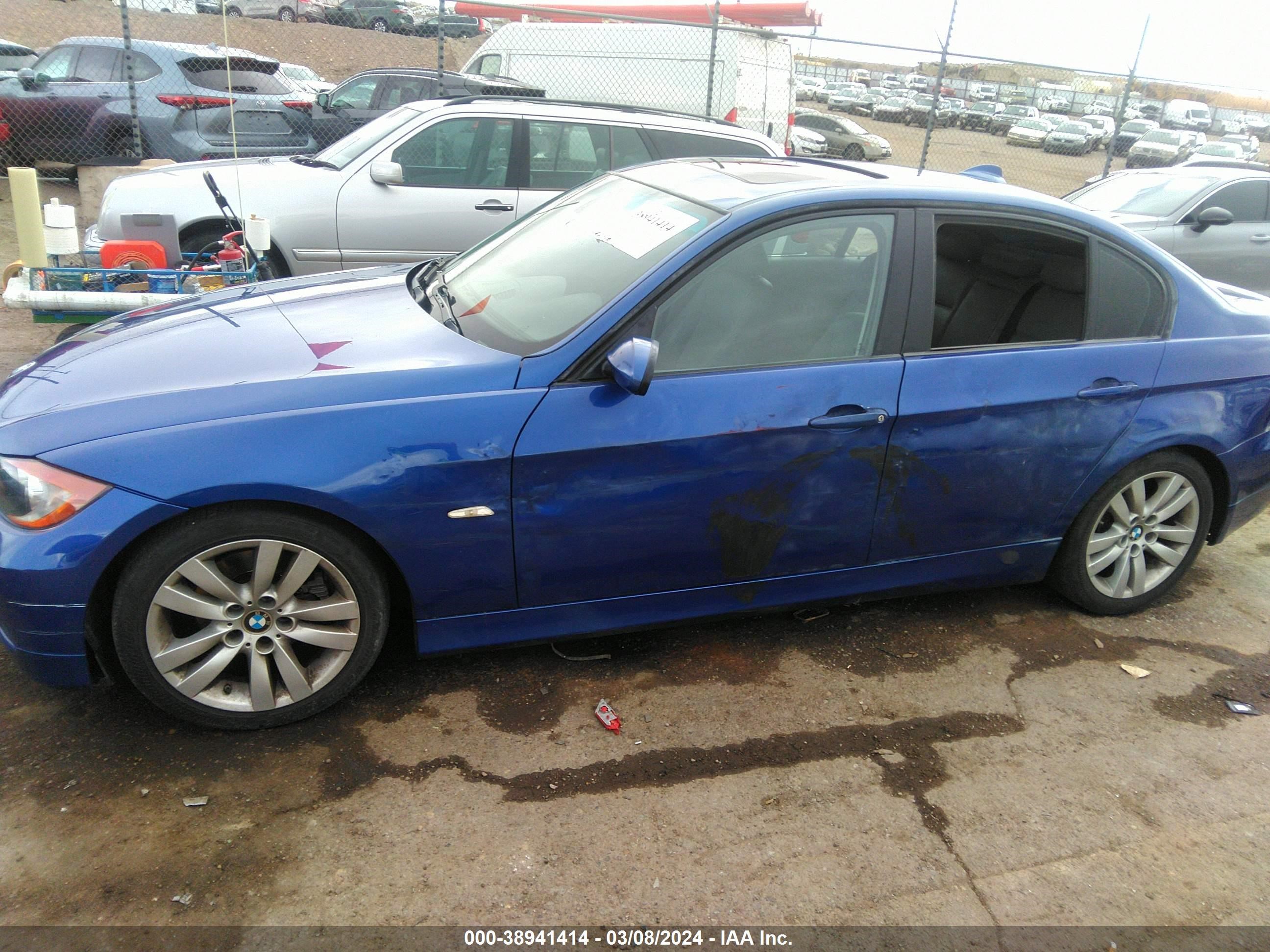 Photo 5 VIN: WBAVA37537NL12166 - BMW 3ER 