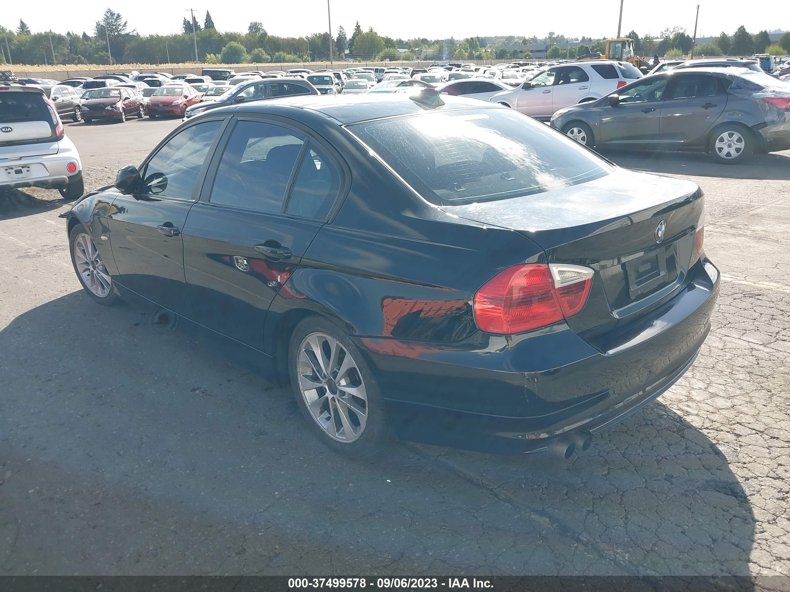 Photo 2 VIN: WBAVA37538NL49087 - BMW 3ER 