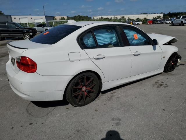 Photo 2 VIN: WBAVA37538NL51633 - BMW 3 SERIES 