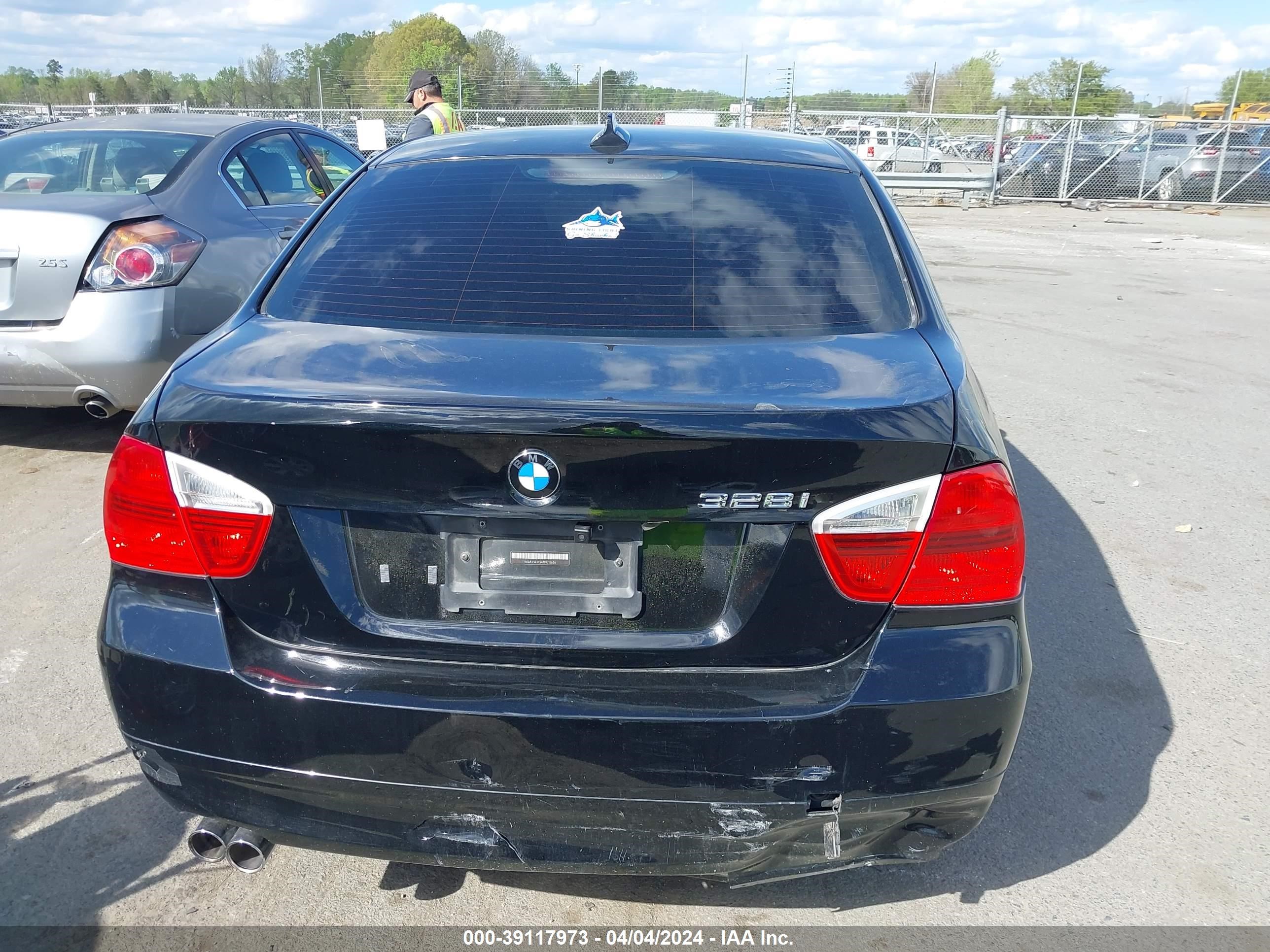 Photo 15 VIN: WBAVA37547NL15626 - BMW 3ER 