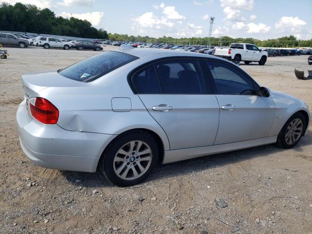 Photo 2 VIN: WBAVA37597NE25901 - BMW 3 SERIES 